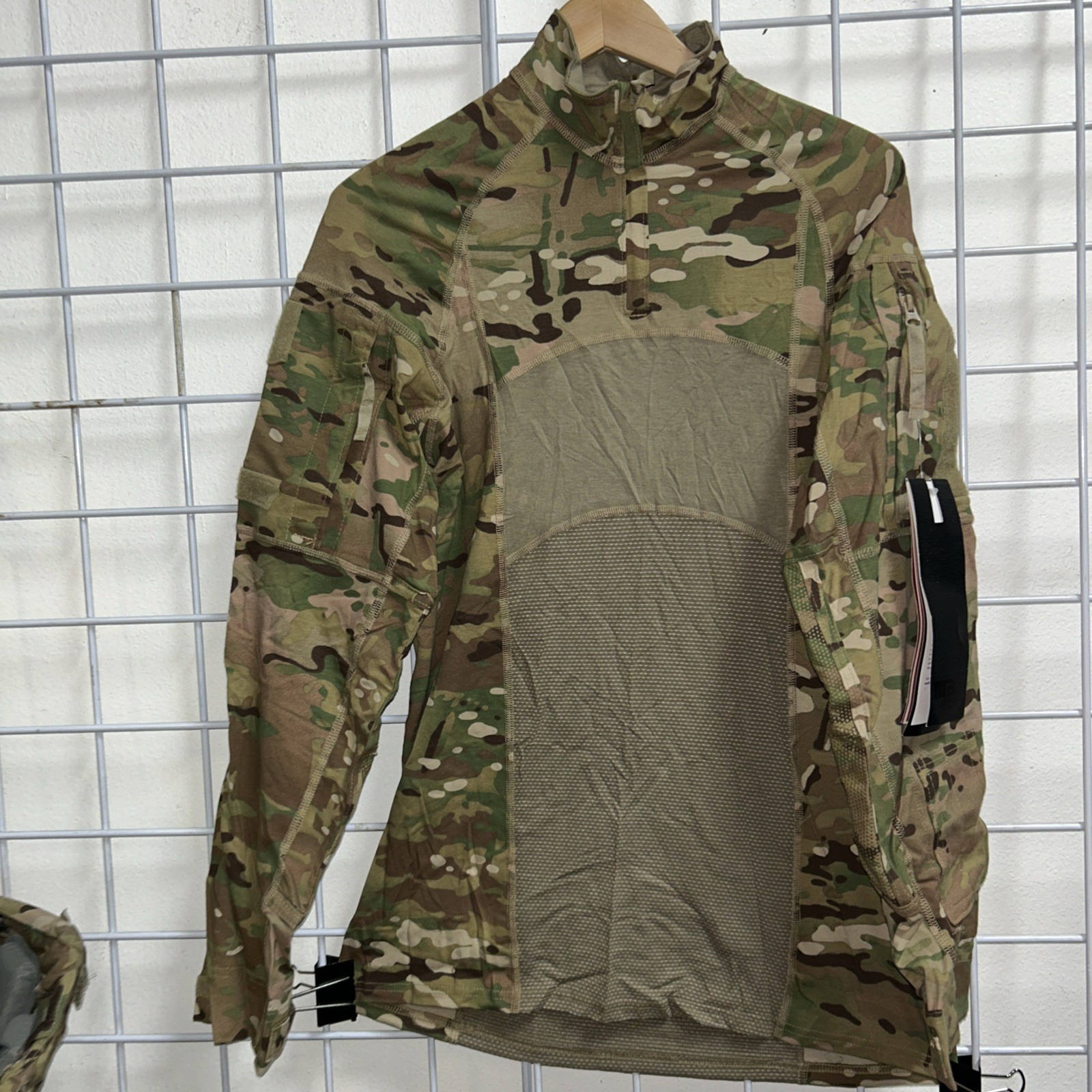 Army Combat Shirt Type II Flame Resistant ACS Multicam OCP size MEDIUM NWT