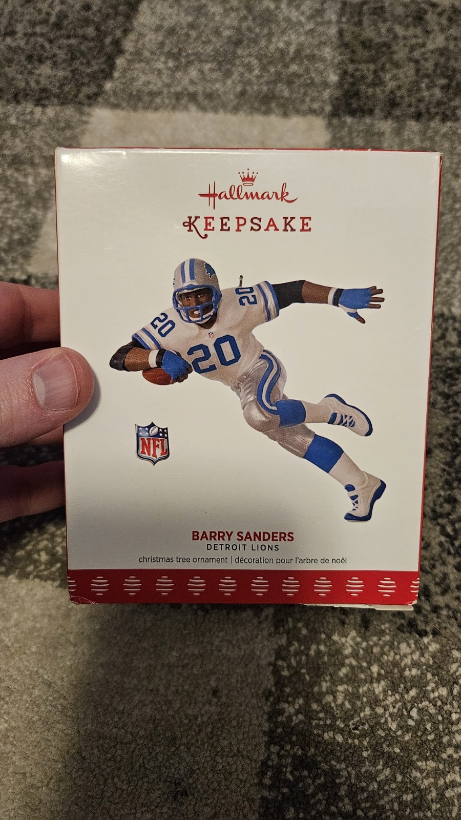2017 Hallmark Keepsake BARRY SANDERS Detroit Lions FOOTBALL NFL Ornament HOF