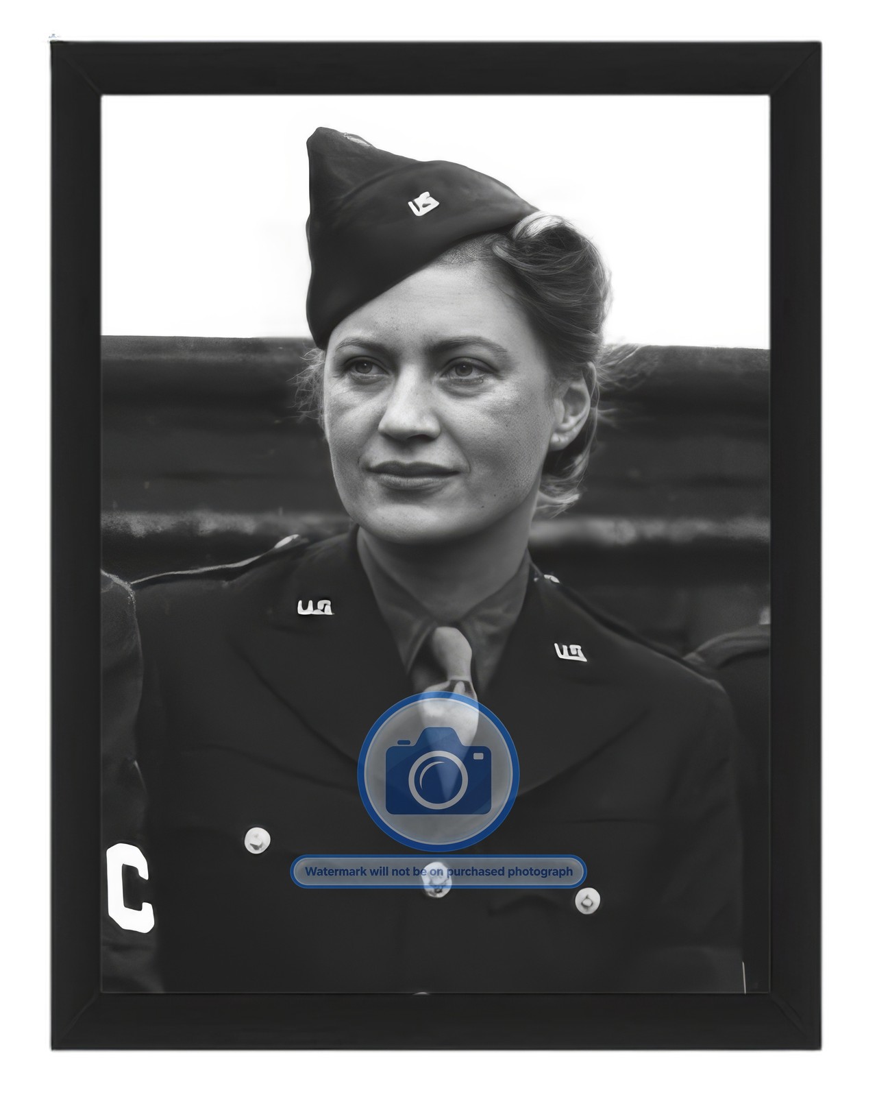 LEE MILLER U.S. ARMY WW2 REPORTER IN UNIFORM 1943 8X10 FRAMED PHOTO