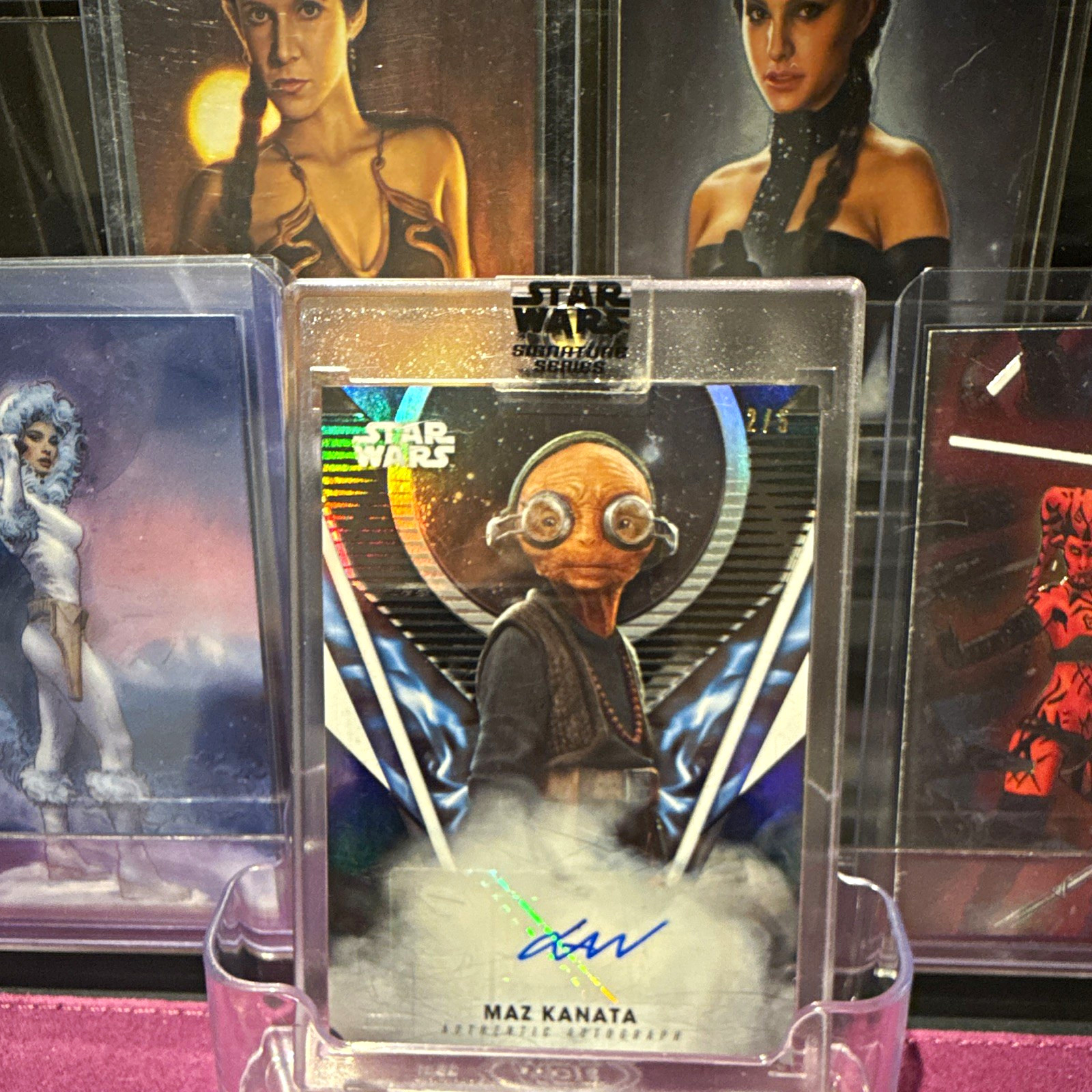 Topps Star Wars Signature Series Maz Kanata Lupita Nyong\'o Auto A-LN 2/5