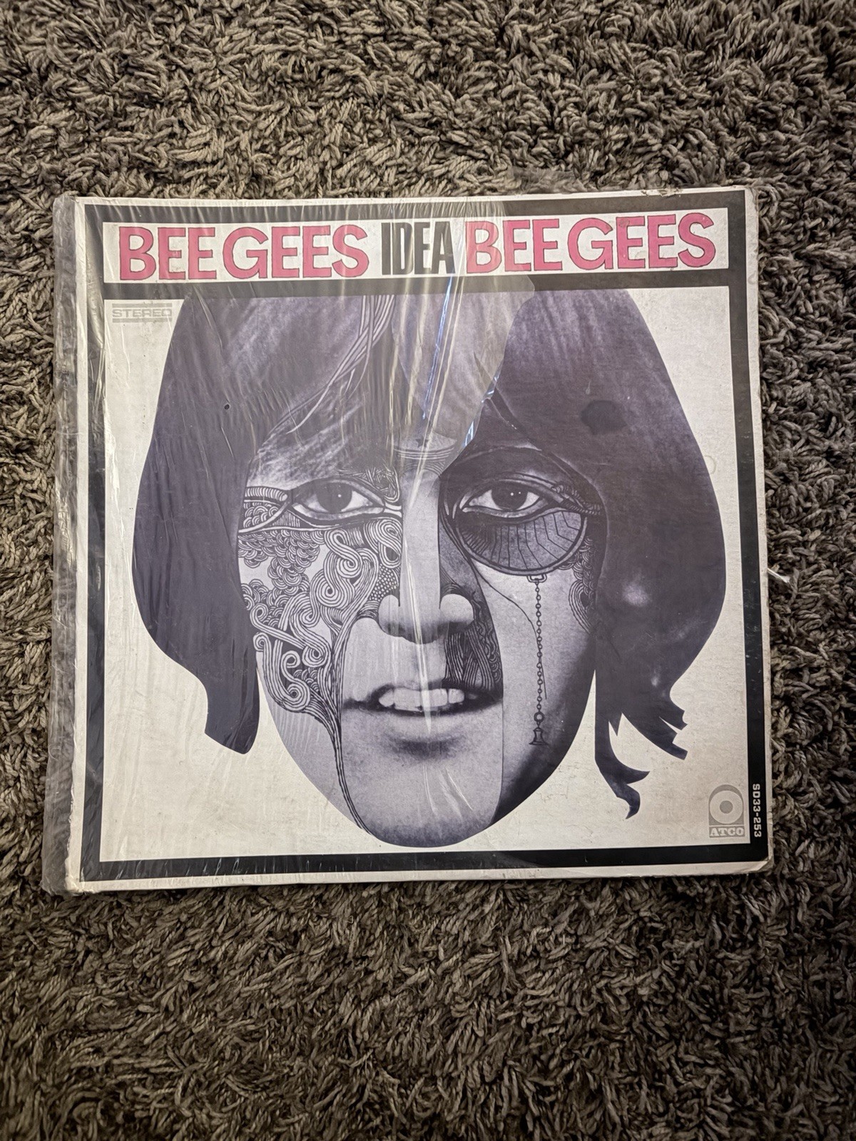 BEE JEES 
