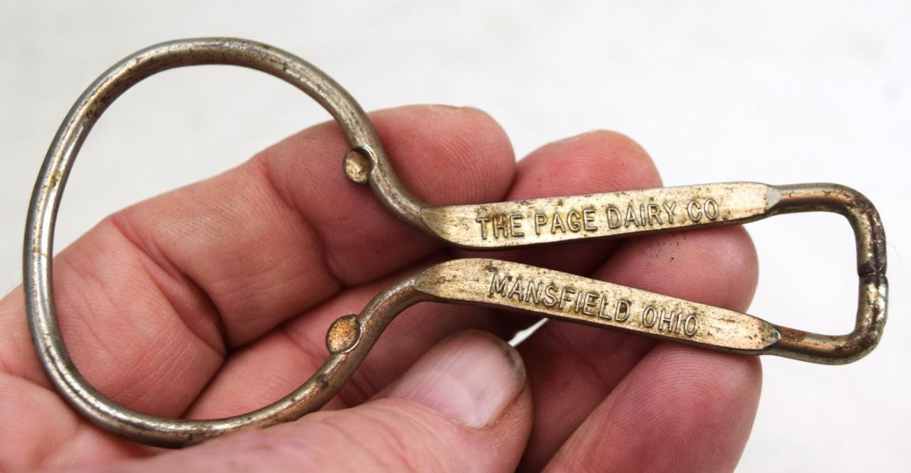 1900s The Page Dairy Co. Mansfield Ohio Milk Bottle Dacro Cap Opener 4\