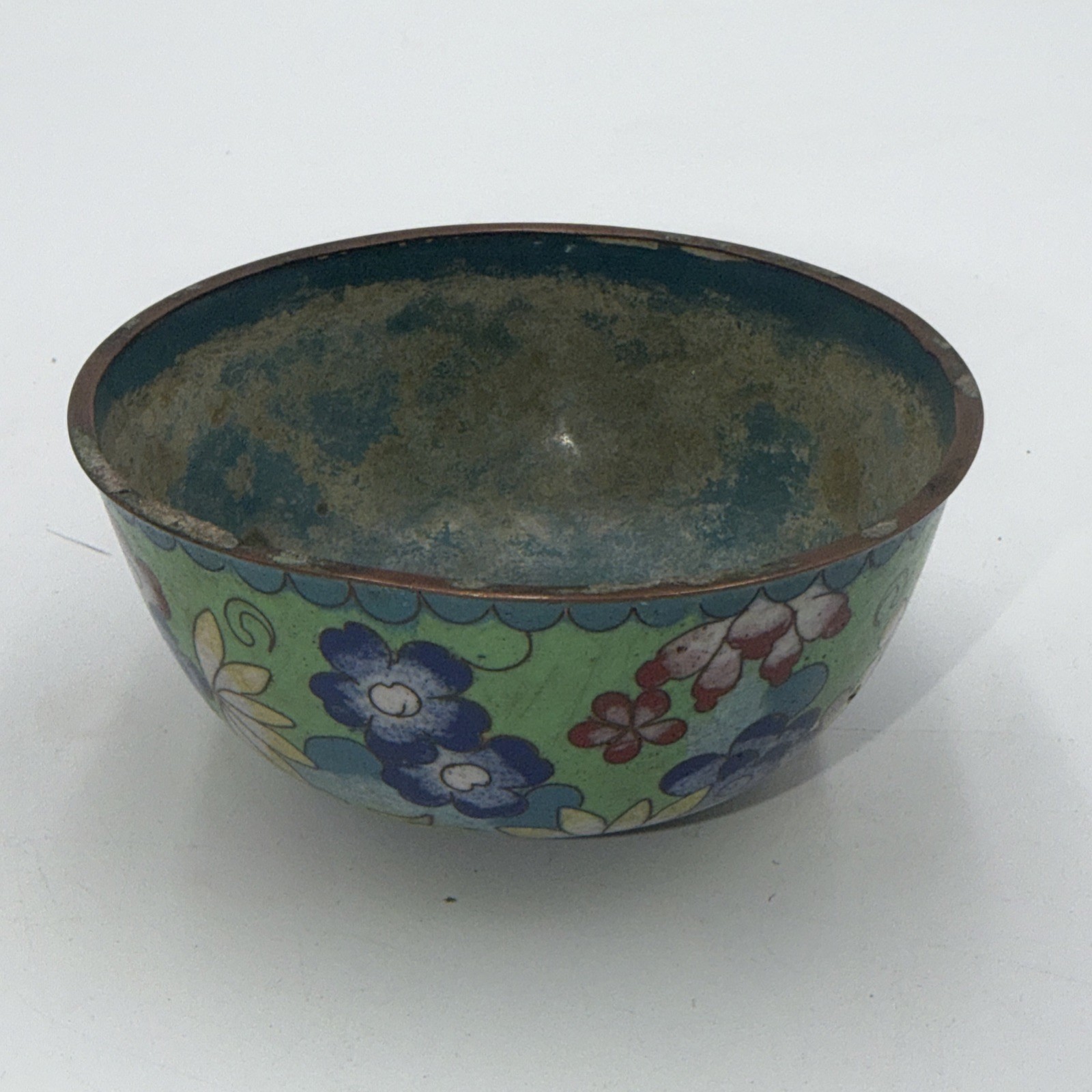 ANTIQUE EARLY 20 c. CHINESE CLOISONNE ENAMELED FLORAL BOWL
