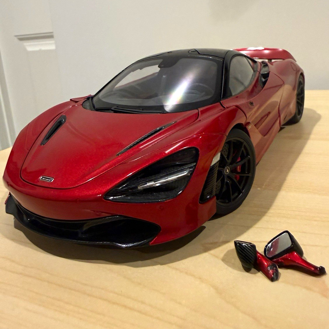McLaren 720S Red Diecast Collectible Model Car w/ Opening Doors Hood Mirrors