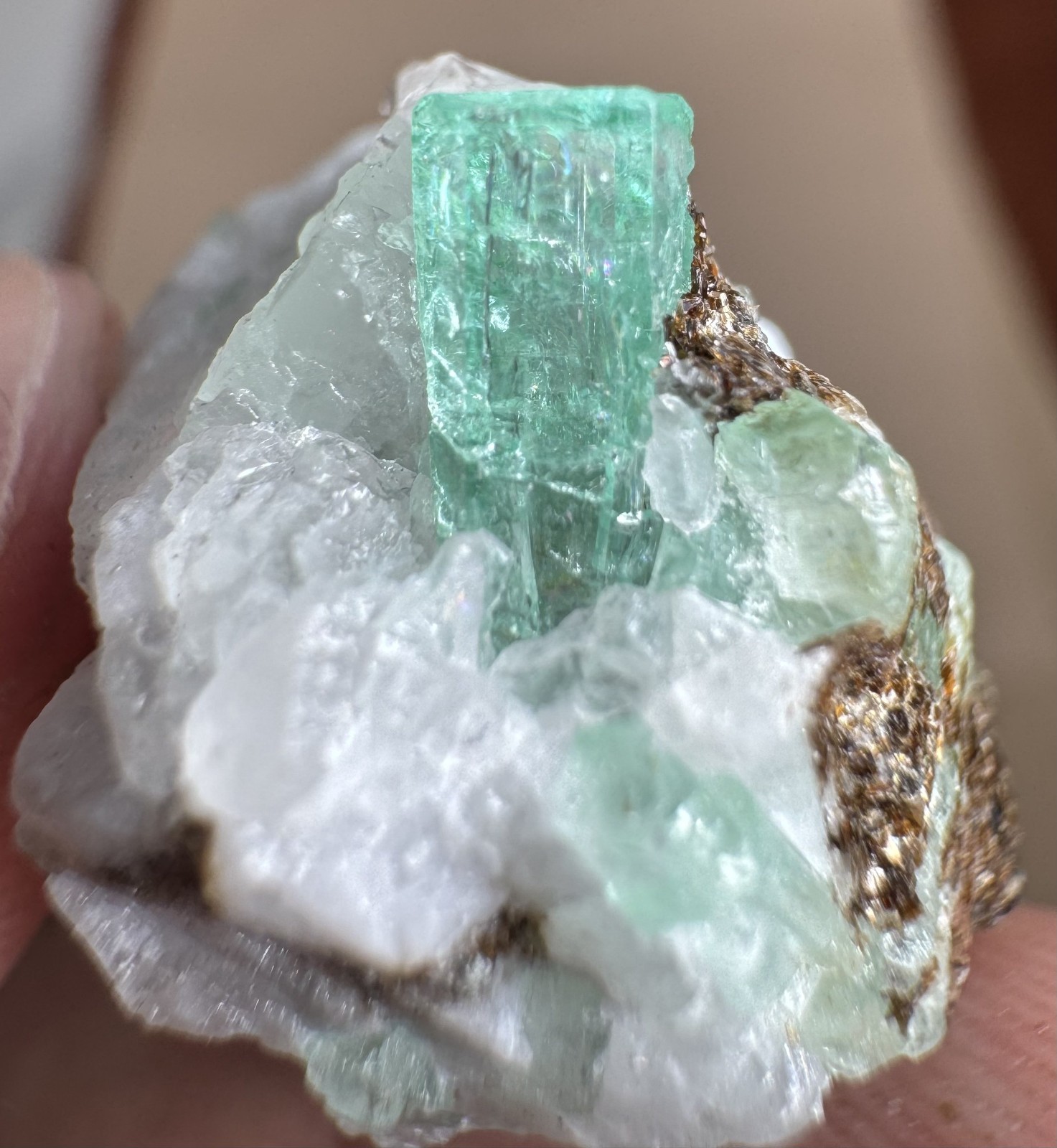 58 CT, Beryl Var High Quality Natural Emerald Crystals On Matrix ,PK