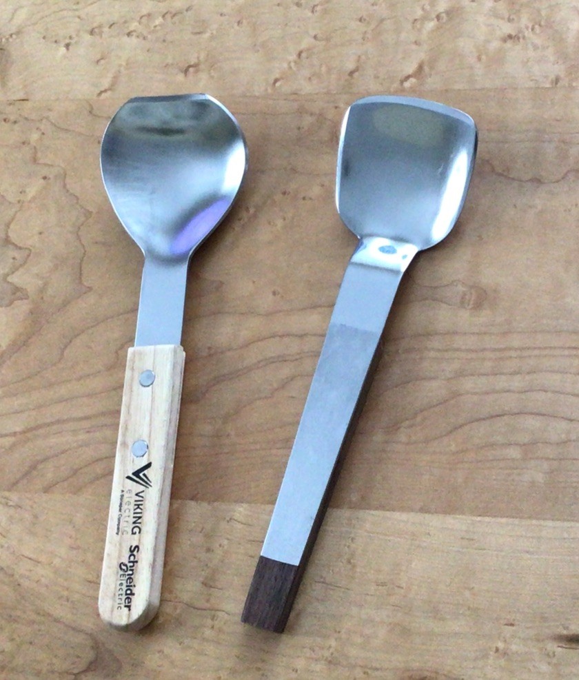 Set Of 2 Vintage Stainless Steel Ice Cream Scoop Spades 9” 