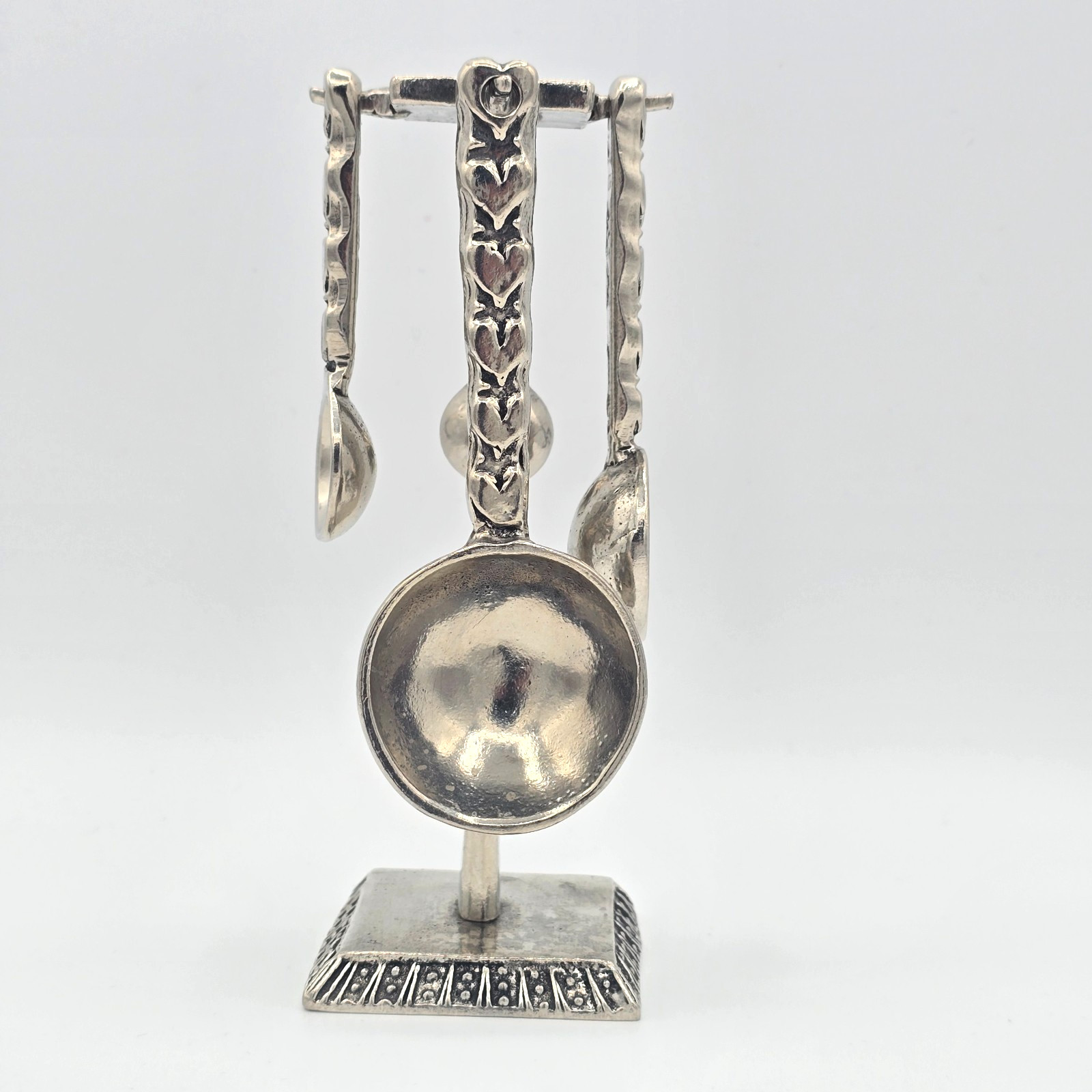 Rare Crosby & Taylor Heart Design Pewter Measuring Spoons w/ Display Stand