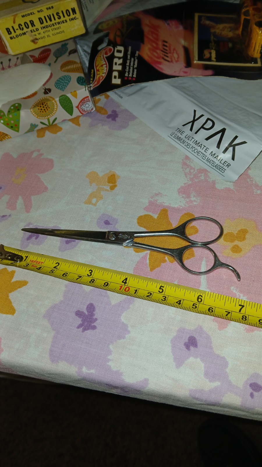 Vintage Adoration Razor Steel Barber Scissors  56