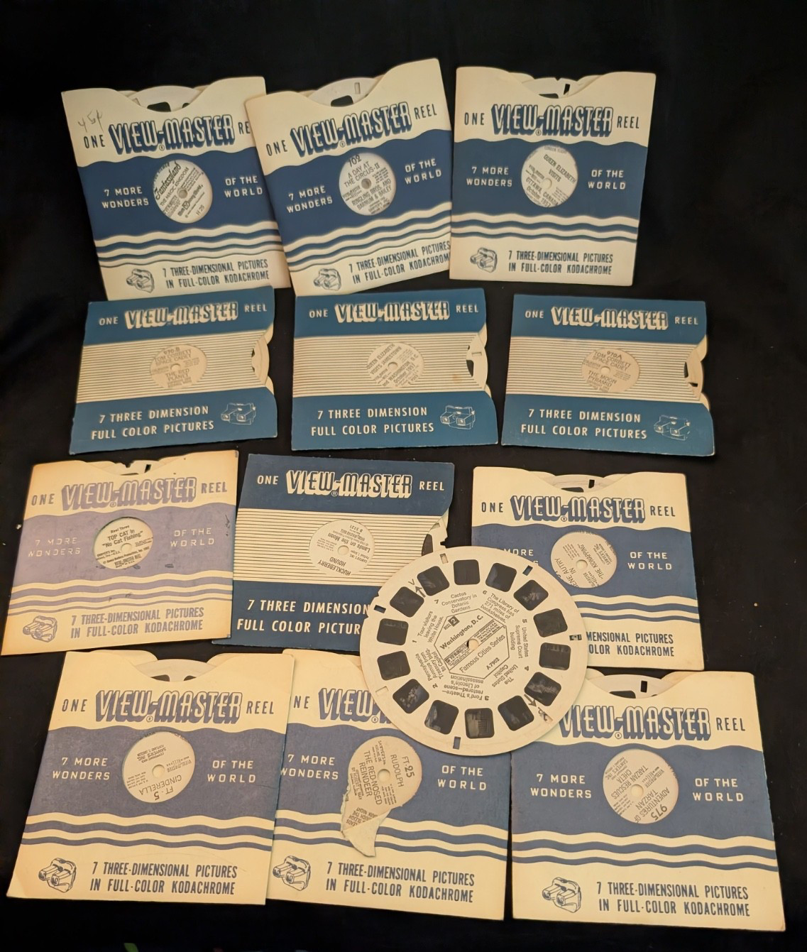 1960\'s Vintage Sawyer\'s  View-Master with 13 Reels Antique Toy Lot