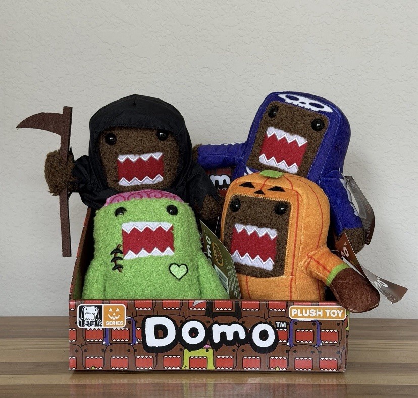 2026 DOMO Domo-Kun Target Halloween Costume Complete Set Of 4 Plush NWT Domo