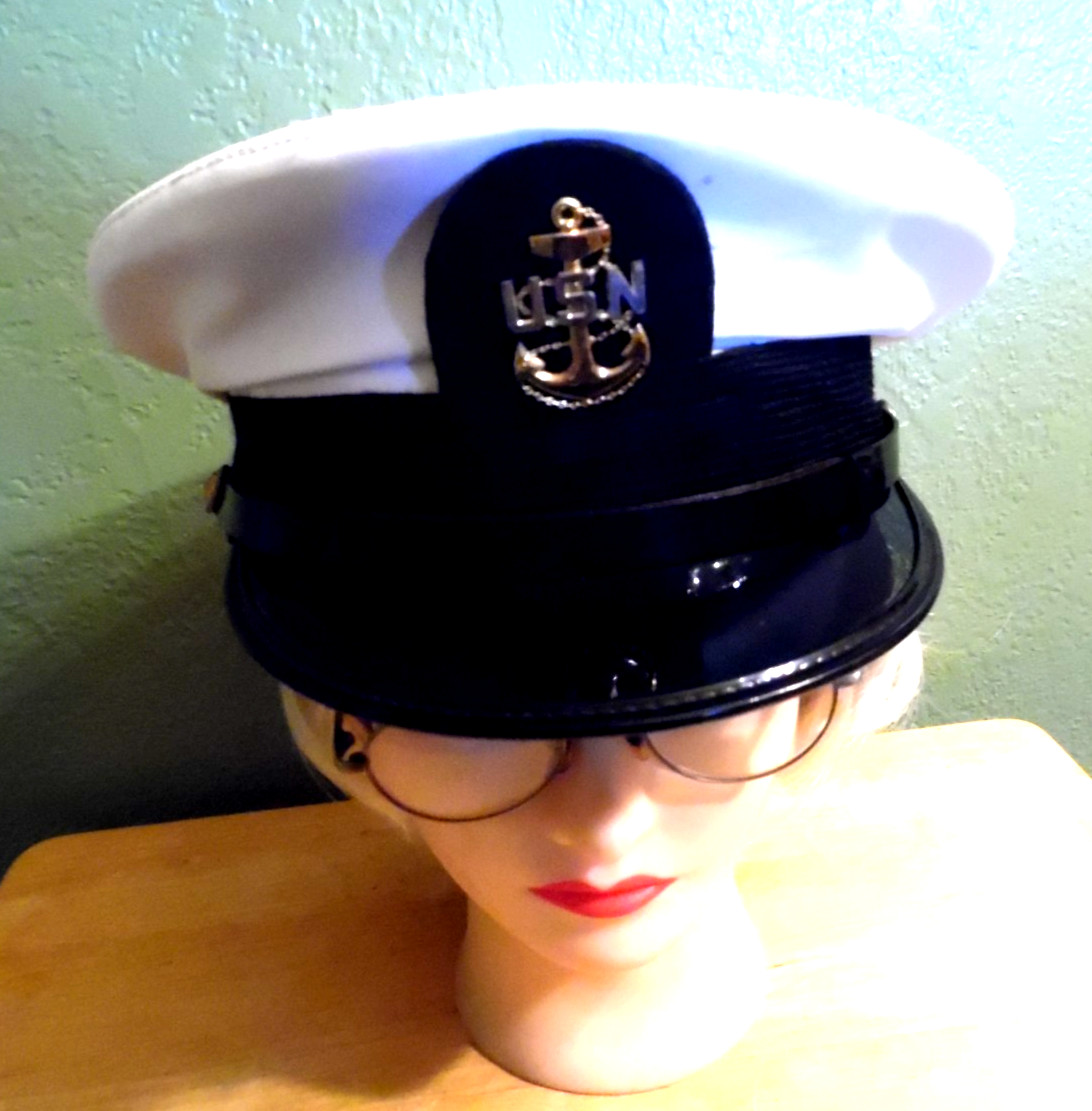 VINTAGE U.S. NAVY WHITE SERVICE DRESS CAP W/VISOR SZ 6 7/8 THE WOLBRO CO