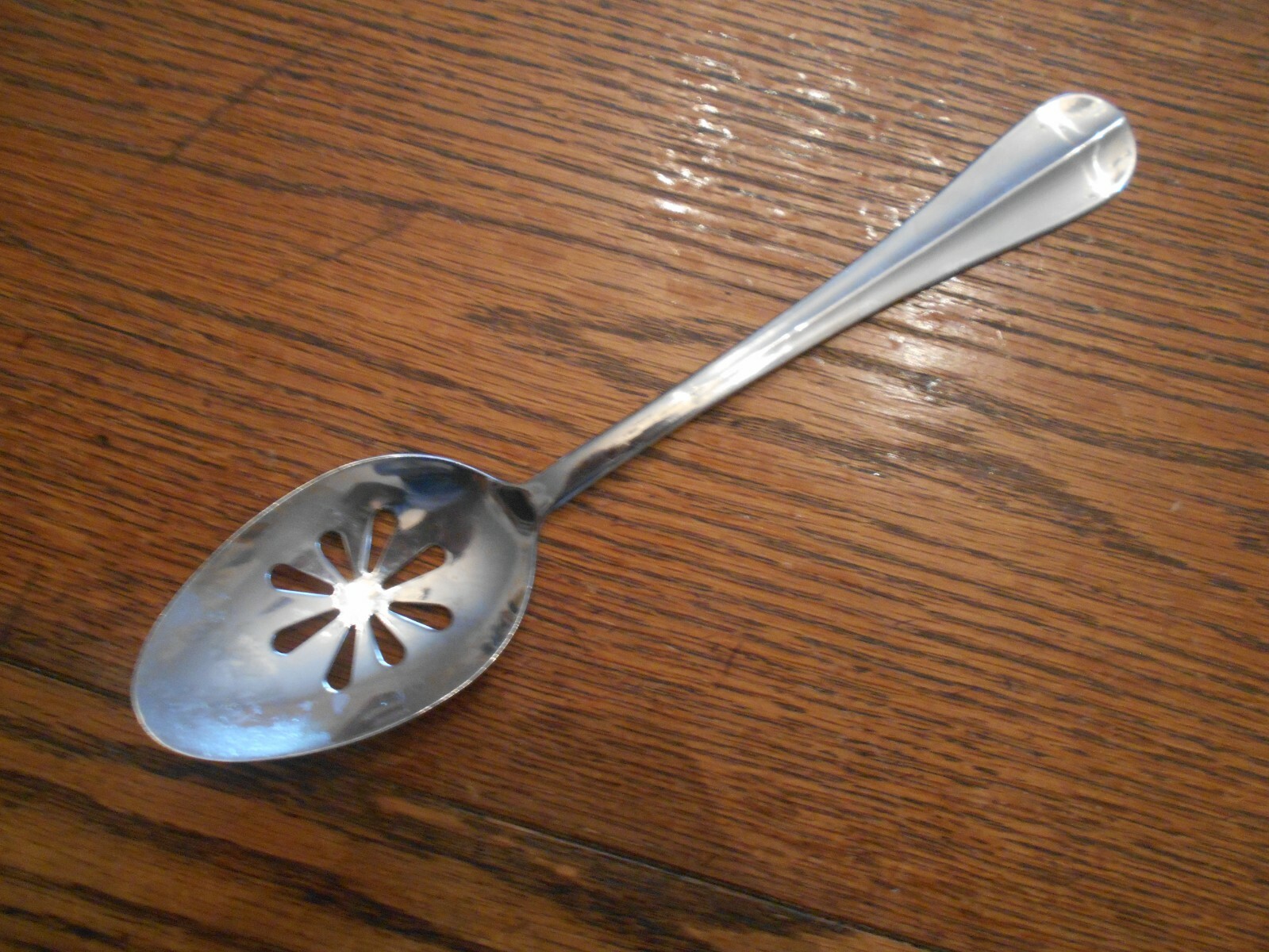 Pfaltzgraff Stainless 18/0 LEGACY Pattern Slotted Table Serving Spoon 4052