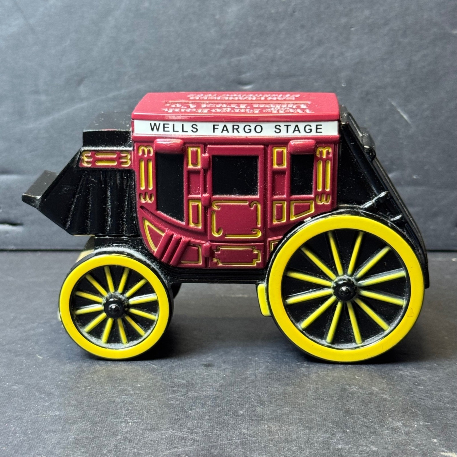Vintage Wells Fargo Bank Union Trust Co Stagecoach Diecast Metal Coin Bank Red