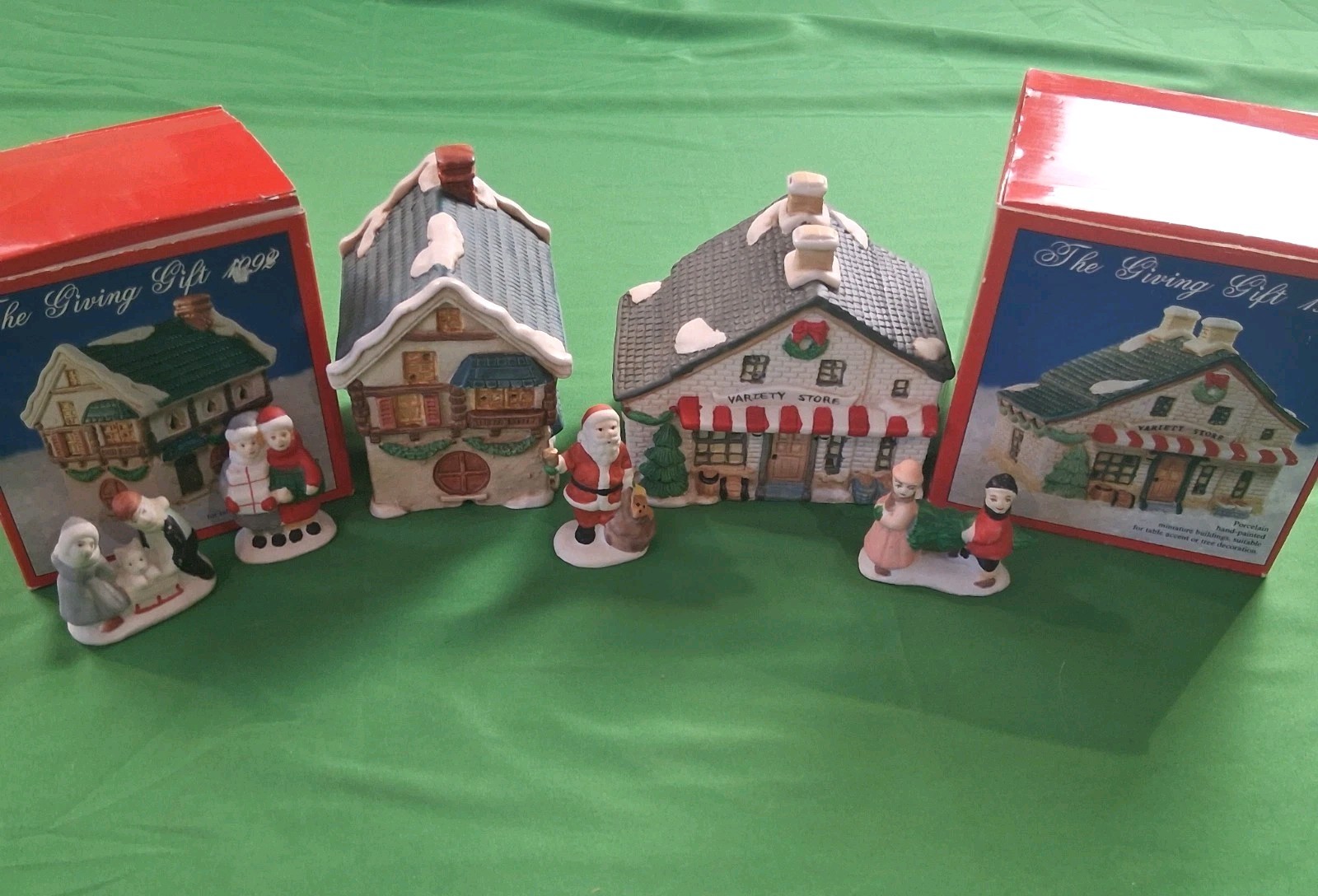 Vintage 1992 National Rennoc Porcelain Christmas Village Variety Store Lot Boxed
