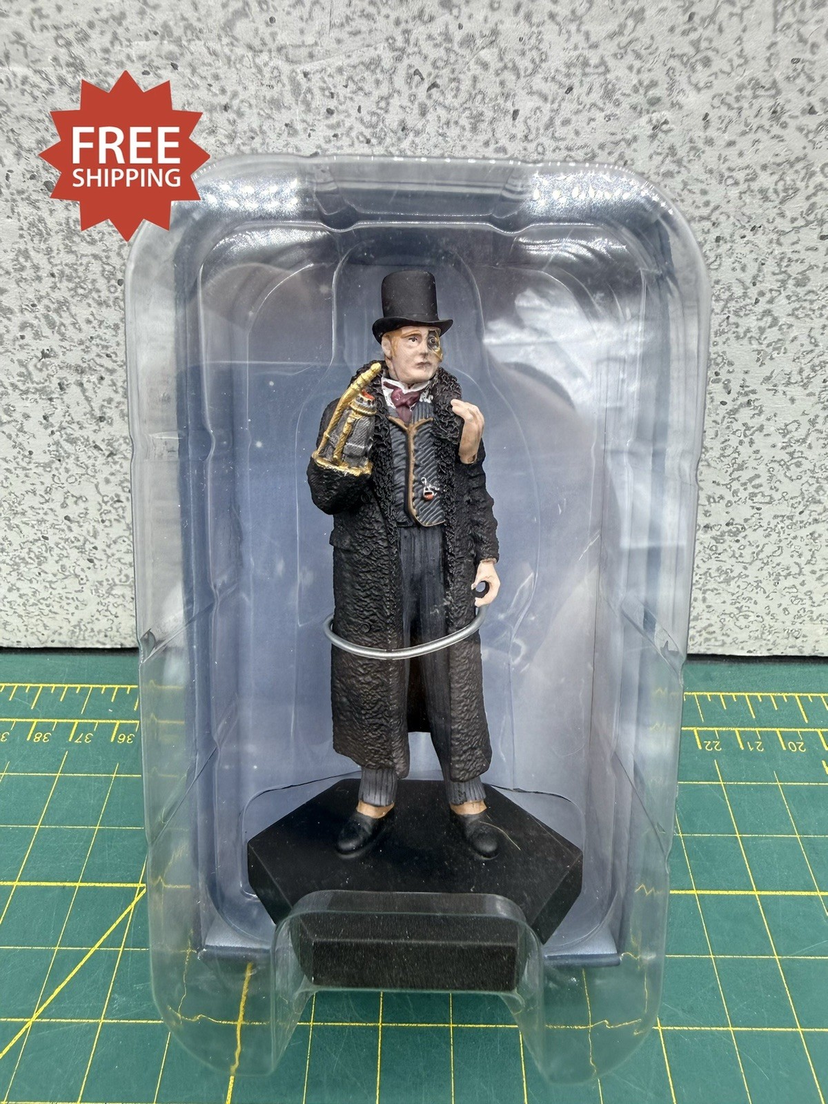 Eaglemoss Doctor Who Twelfth Doctor #41 Half Faced Man From “Deep Breath”