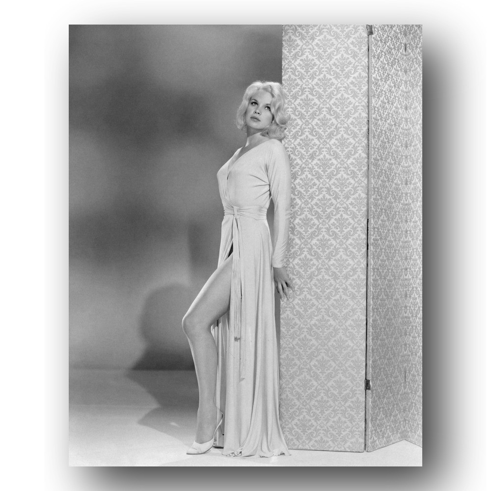 Carroll Baker Photo 8x10 Actress Portrait-13