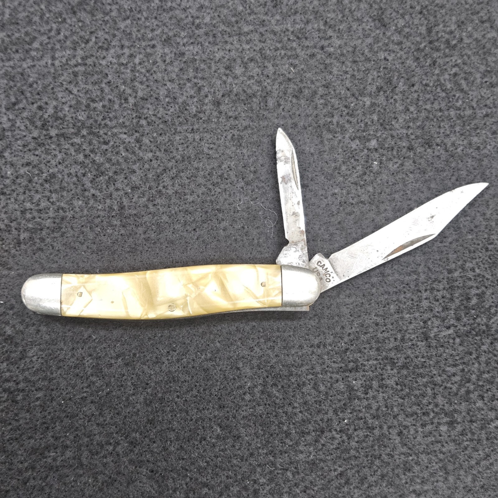 Vintage Camco USA 2 Blade Folding Pocket Knife Pearl Handle