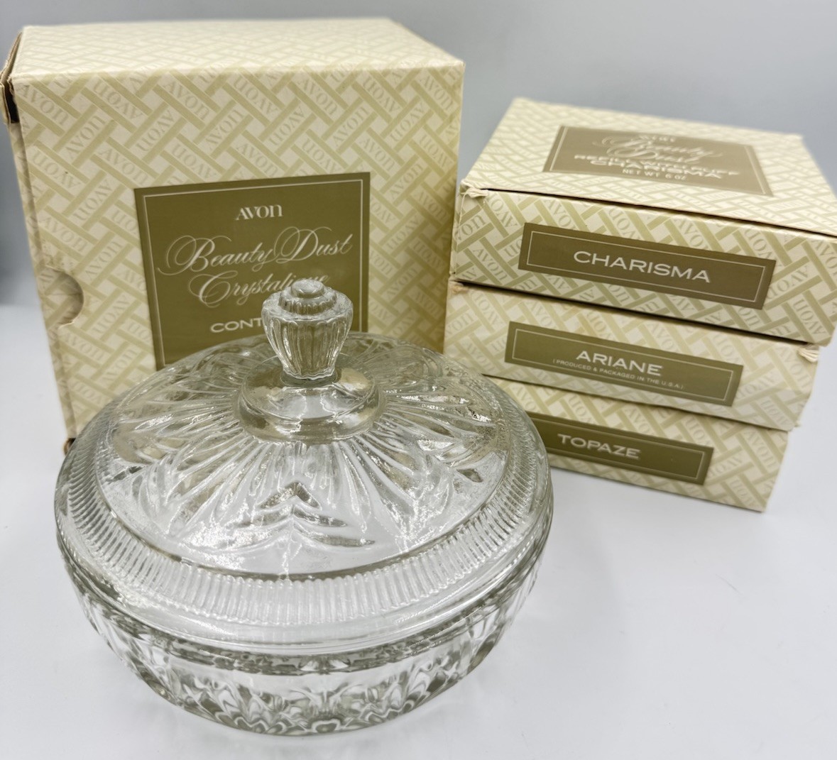 Avon Crystal Beauty Dust Container 3 Refills Puff New Old Stock Vintage 1980s