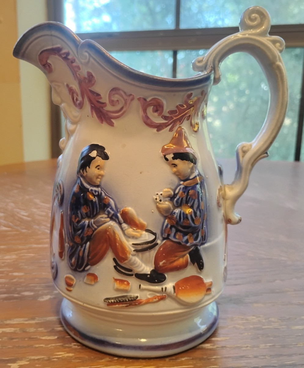 ANTIQUE HAND PAINTED EARTHENWARE FLOW BLUE COPPER LUSTER PITCHER CIRCA 1850 NICE