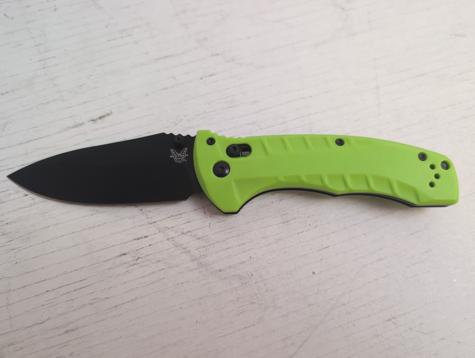 Benchmade Turret Knife Neon Green G-10 Grip S30V Straight Edge Axis Lock