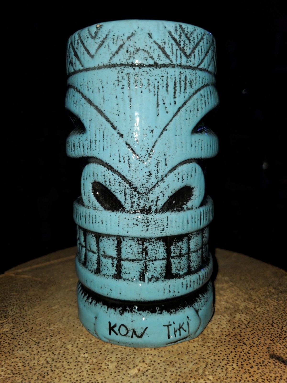 Kon Tiki Mug be happy blue glaze 20 ounces Brand new 