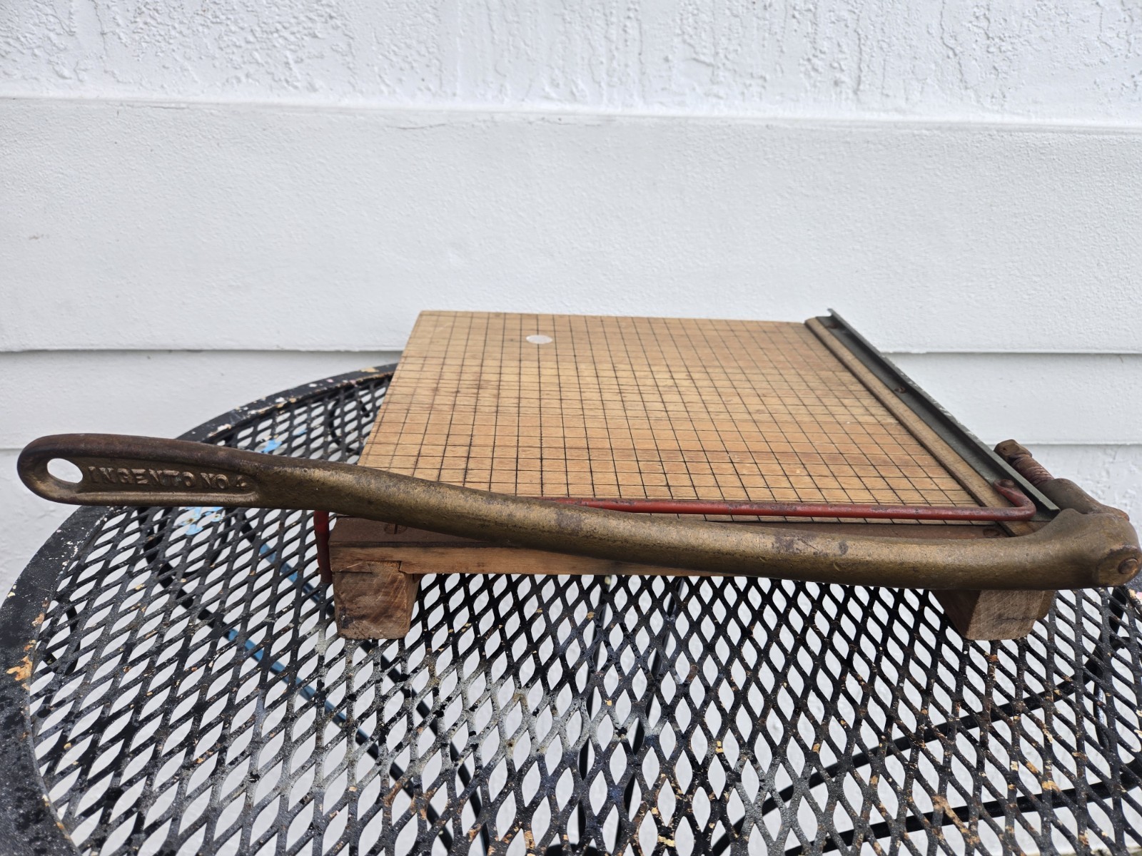 Vintage  1950's Ingento No. 4 Wood Cast Iron Paper Cutter Made in USA