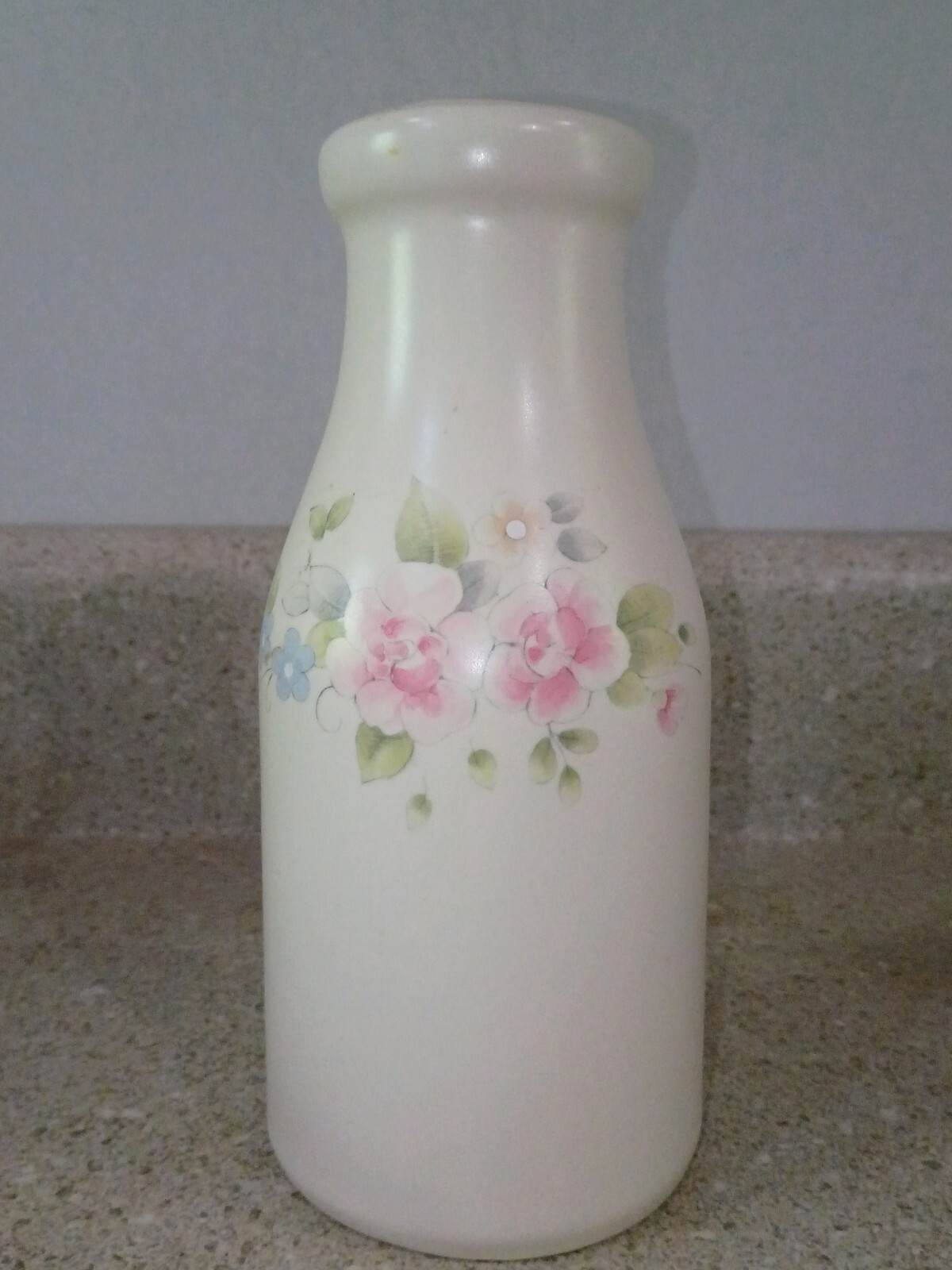 VTG Pfaltzgraff Ceramic Bud Vase Tea Rose Milk Bottle