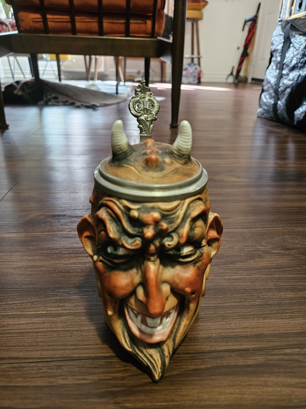 Rare Antique Ernst Bohne Sohne Mephisto Stein Scale Devil #4708 0.5L Germany