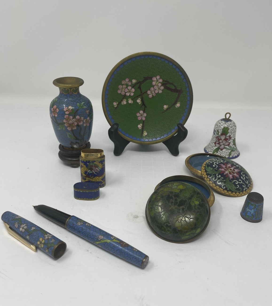Vintage Cloisonné Enamel 8 Pc Lot Vase Trinket Boxes Plate Bell Pen Asian Decor