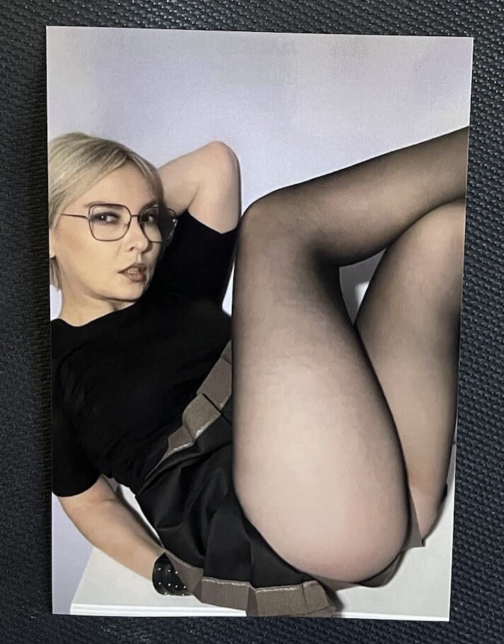 Photo Hot Sexy Beautiful Woman Panty Hose Long Legs 4x6 Picture