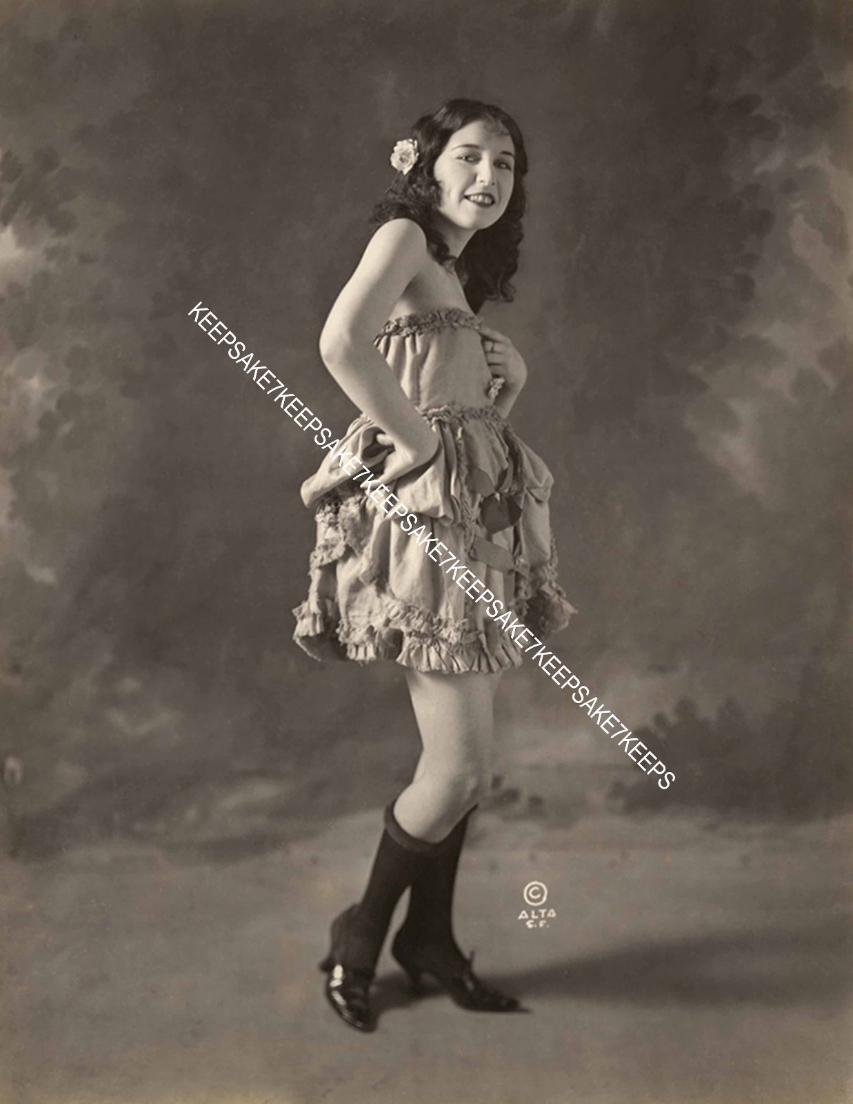 RUSSIAN DANCER VIKOVA 1920s VERY NICE LARGE 8 1/2 x 11 PHOTO  D-VKV