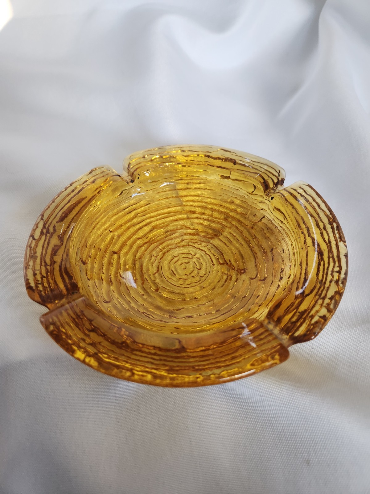 Vtg 1970s Anchor Hocking Soreno  6  1/4” Amber Round Ashtray Ripple Glass 