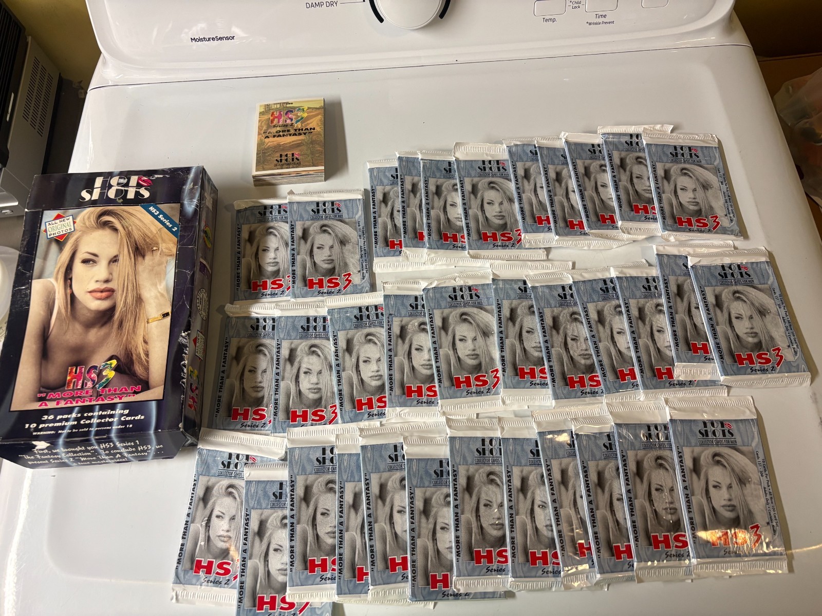 Vintage Hot Shots HS3 Series 2 Box 34 Packs plus extra More Than A Fantasy