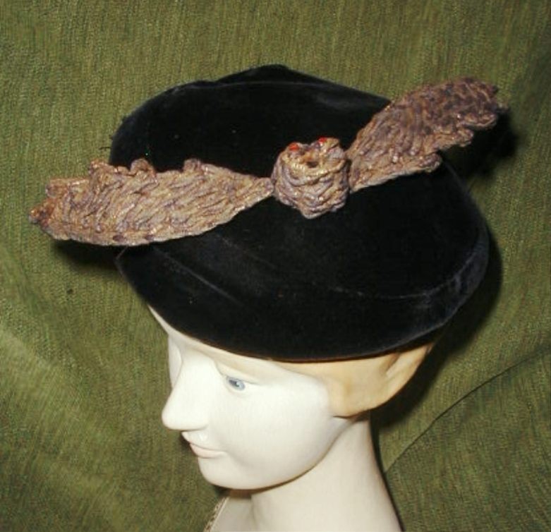 Antique 1910\'s Gothic Creepy BAT or Bird w red Jewel Eyes Millinery Adornment