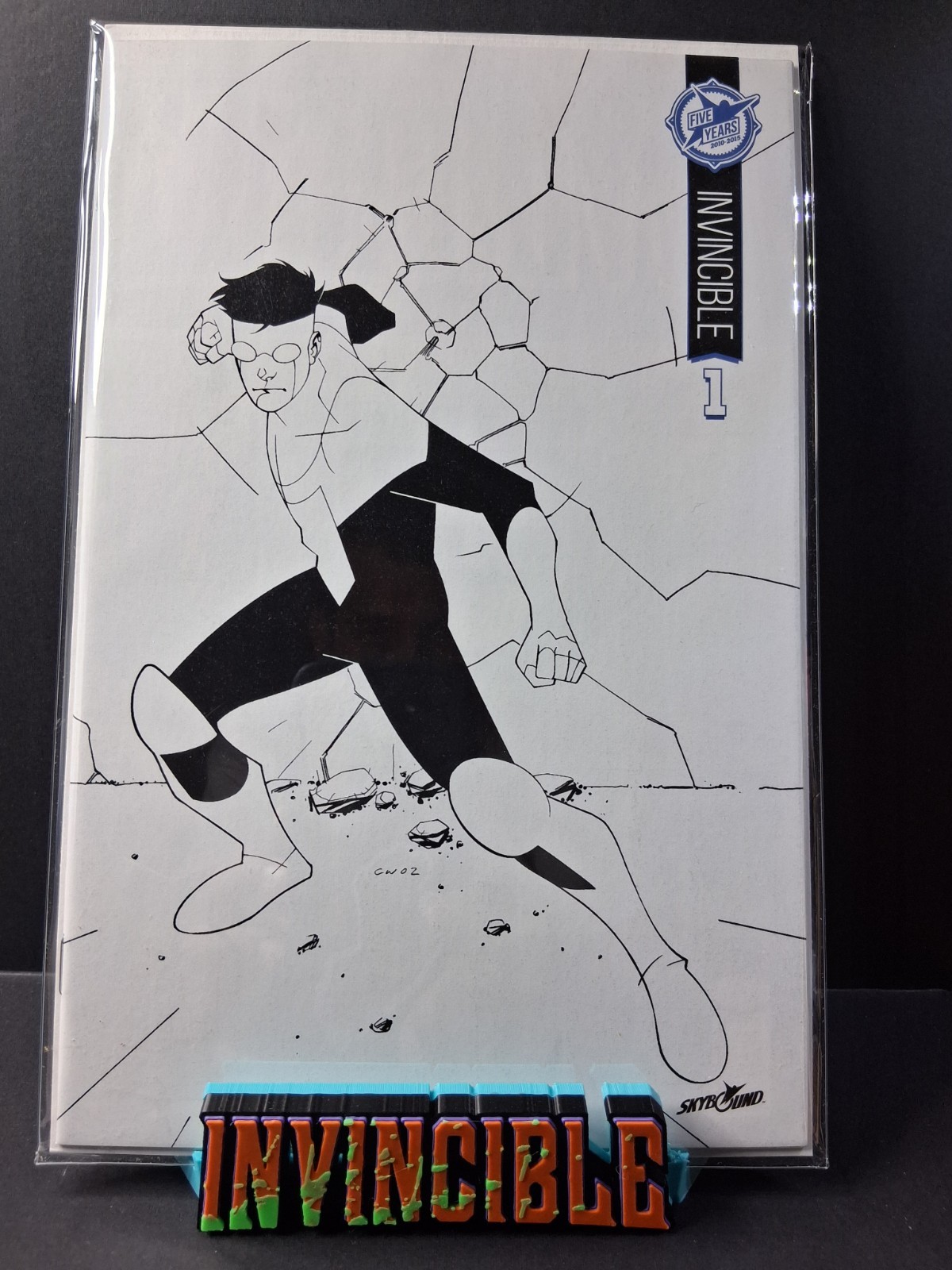 Invincible #1 Skybound 2015 Black & White 5th Anniversary M/NM *PICS*