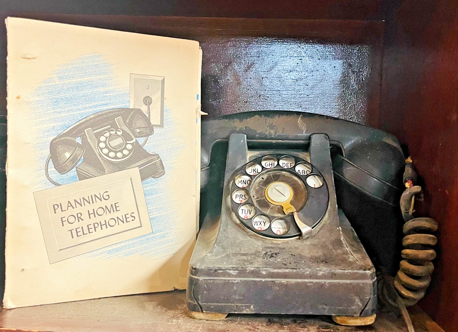 VINTAGE Rotary  Bell System Original, Bakelite, 1940s, Industrial, With Manual
