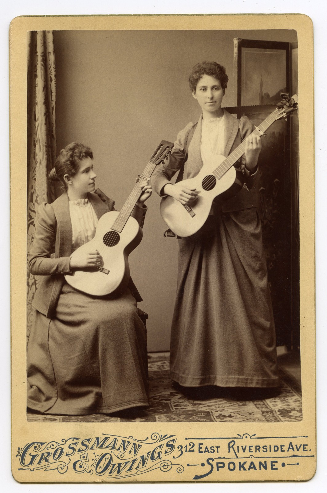 1880s Albumen Cabinet Card Photo of Two Women with Guitars, Spokane, Washington