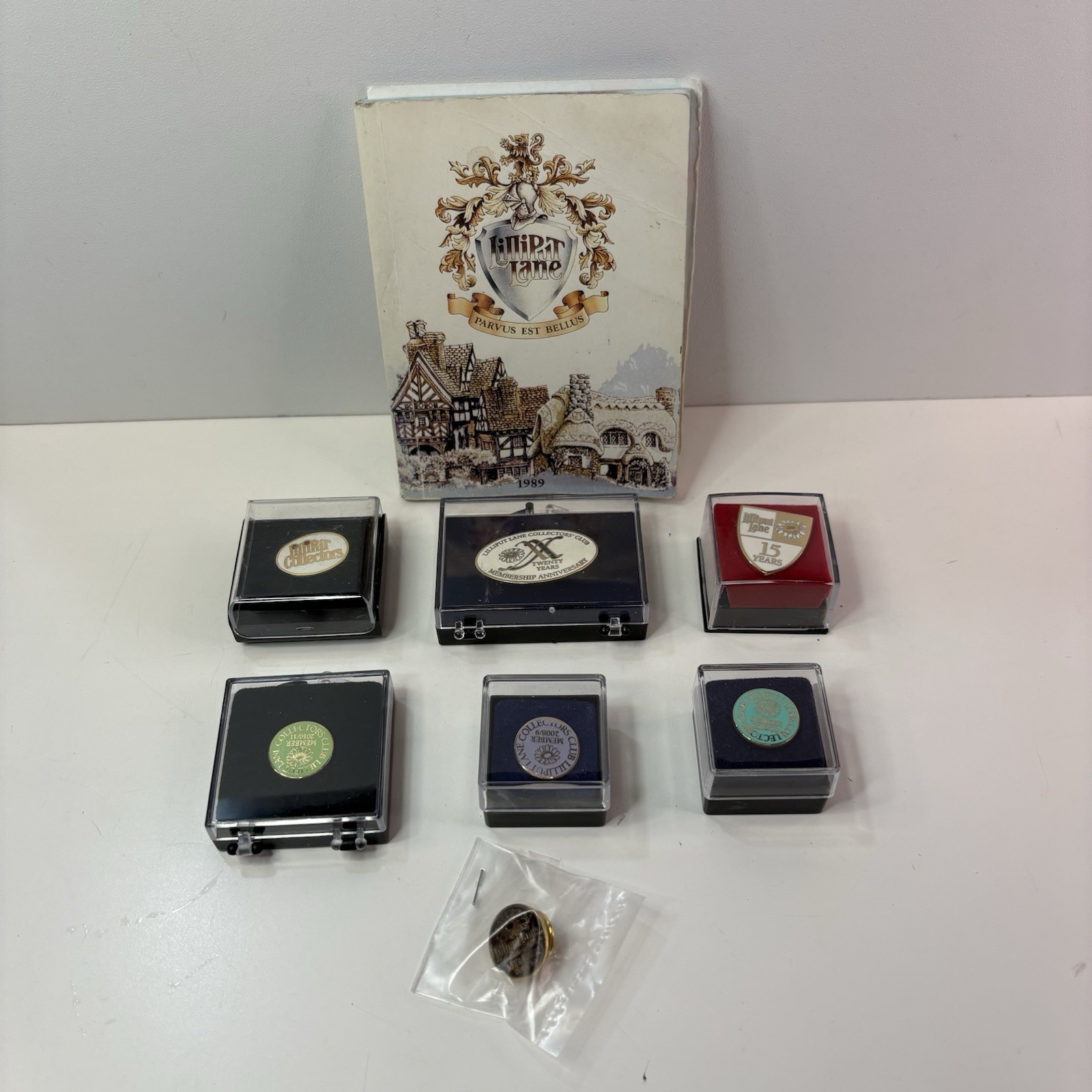 Lilliput Lane Collectors Club Enamel Pin Badge Job Lot Vintage 1989 Catalog
