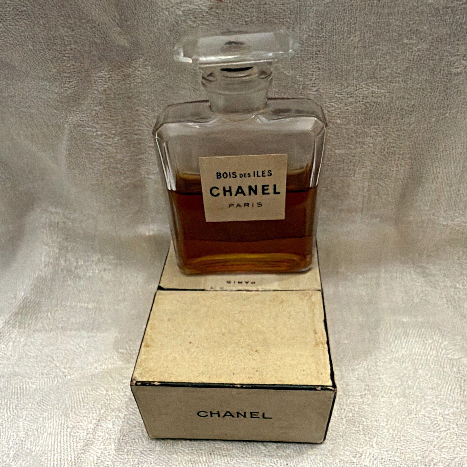 Vintage Chanel 'Bois des Îles' Extrait de Parfum in original box