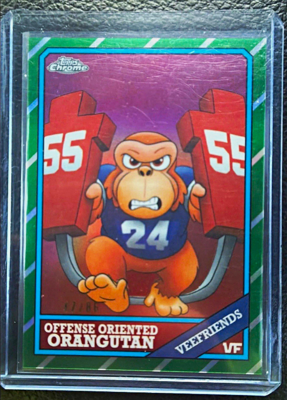 Topps 2026 Topps Chrome VeeFriends TF-00 Offense Oriented Orangutan 47/86
