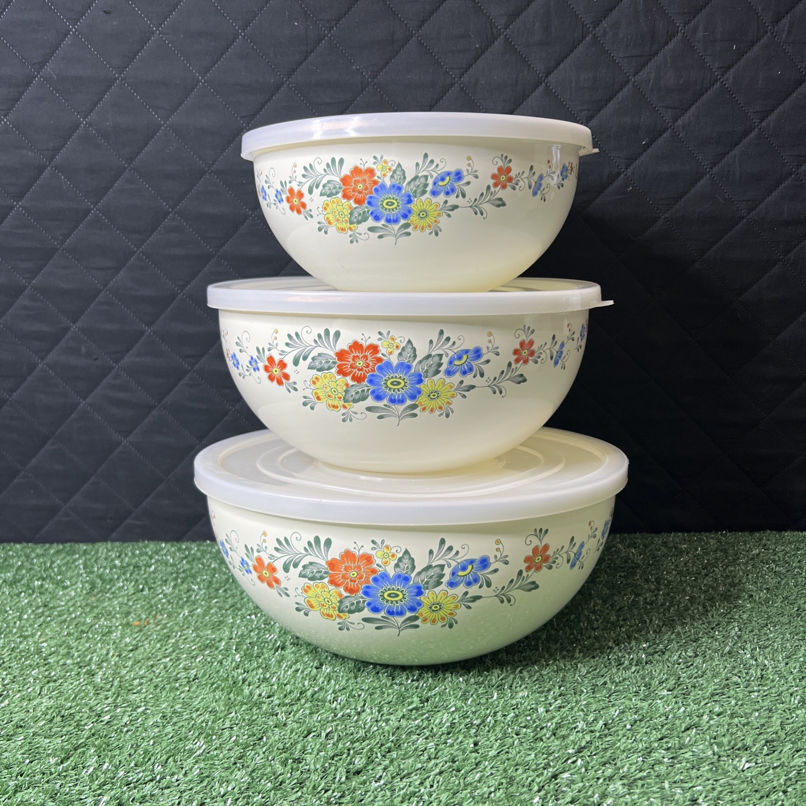 Vintage Kobe Kitchen Floral Enamelware Nesting Bowls Set of 3 Mint Condition
