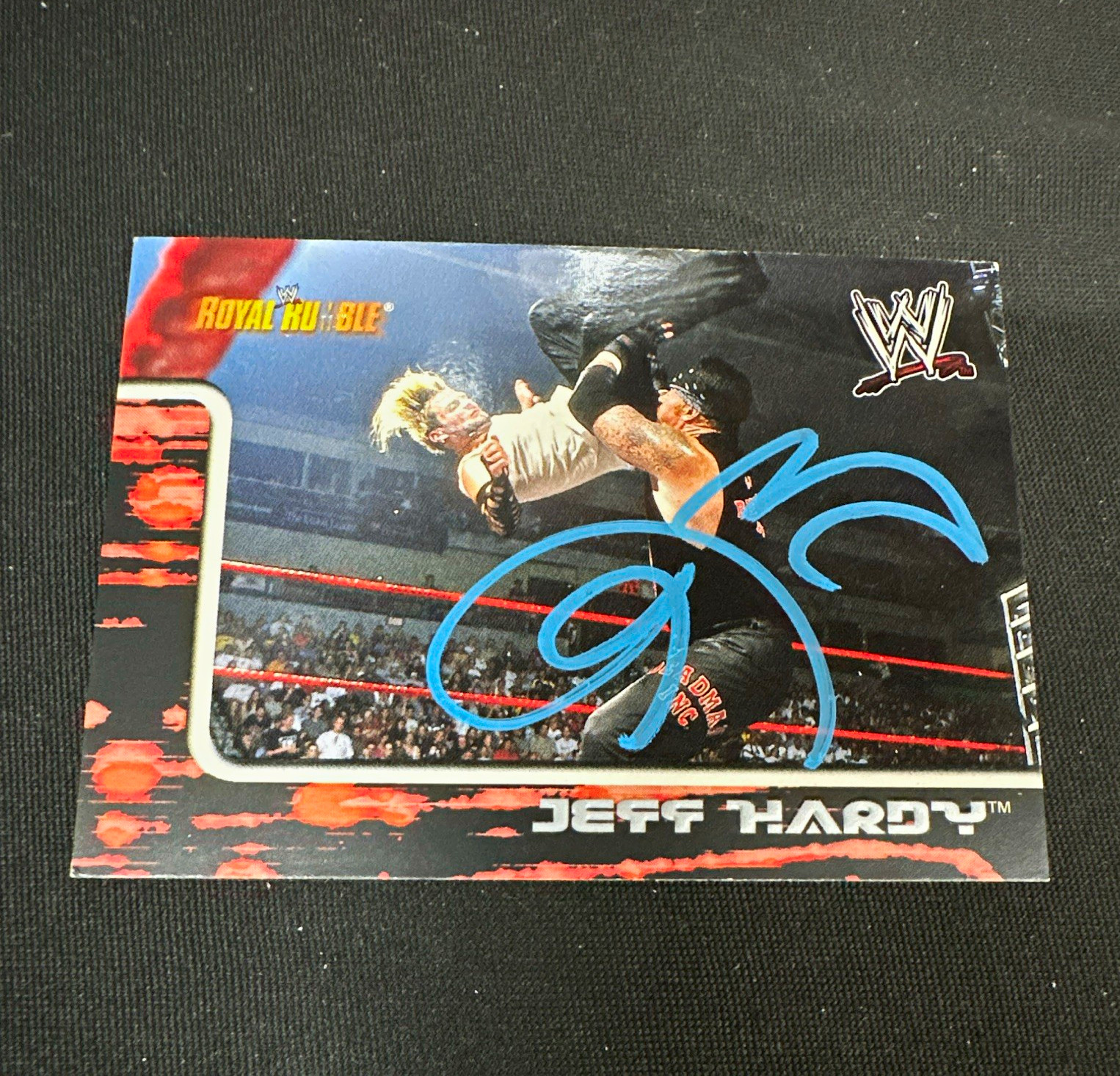 WWE - 2002 Fleer Royal Rumble Jeff Hardy #13 Autographed Card JSA WC536262