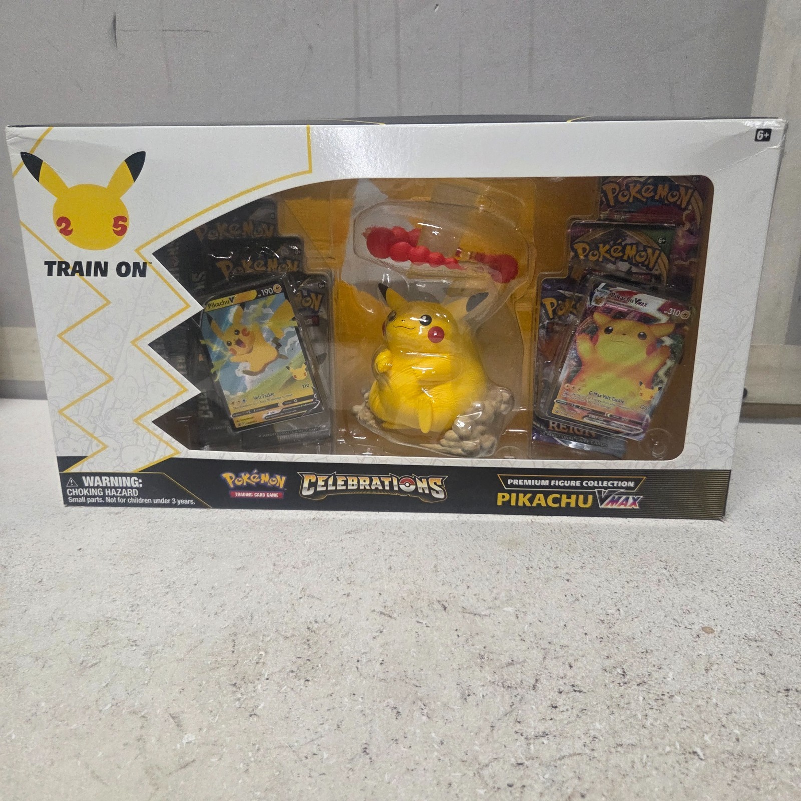 Pokemon Celebrations Premium Figure Collection Pikachu VMAX New Slight Damage