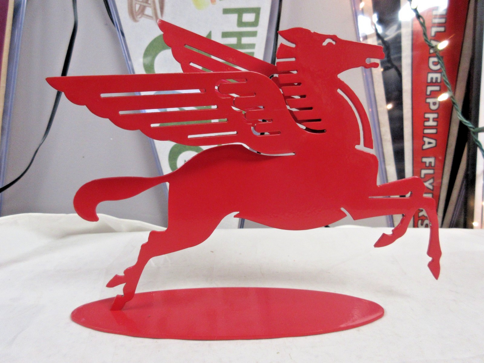 Exxon Mobil Red Pegasus Statue Employee Award Steel Desk / Garage Sculpture 10