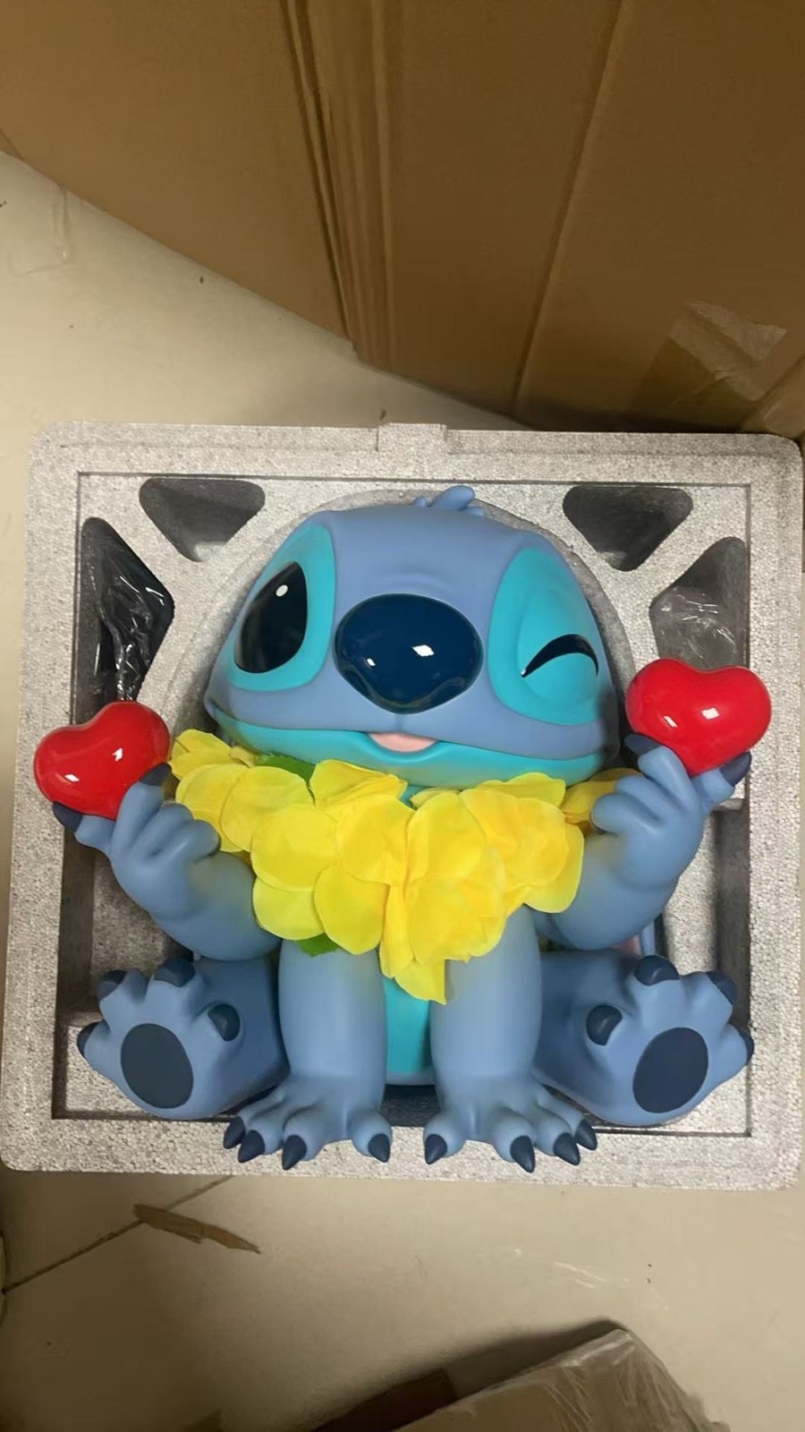 mindstyle disney stitch star wih red heart 12inch   art toy