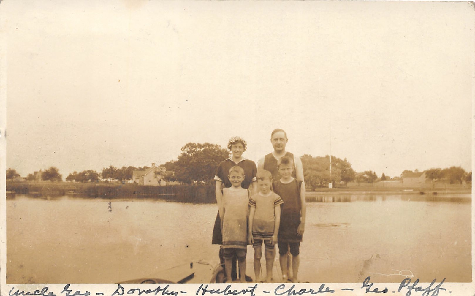 G60/ Center Moriches New York RPPC Postcard 1914 Lake Home Family