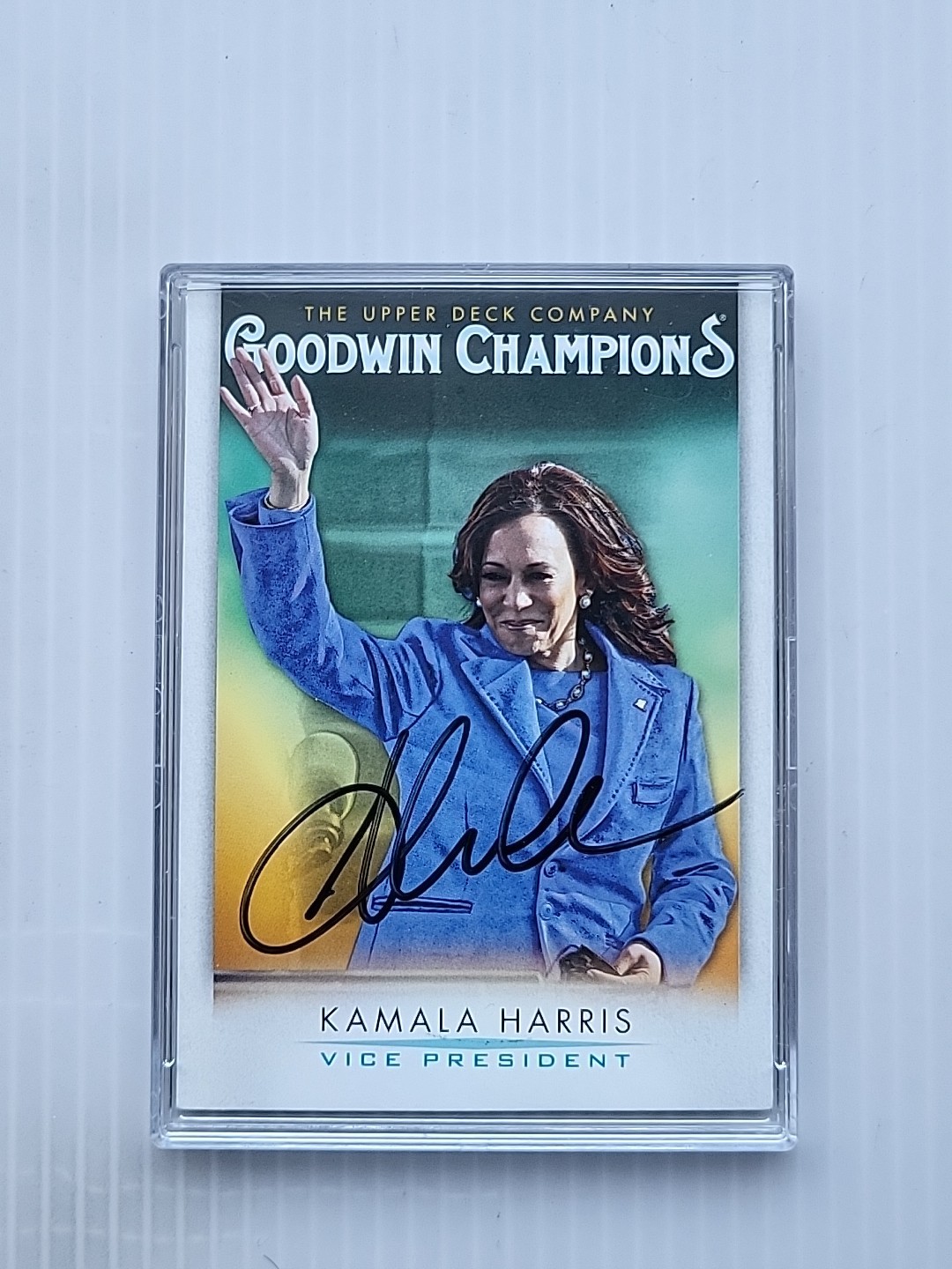 KAMALA HARRIS Hand-Signed Autographed 2021 Upper Deck Goodwin Champions #3 W/COA