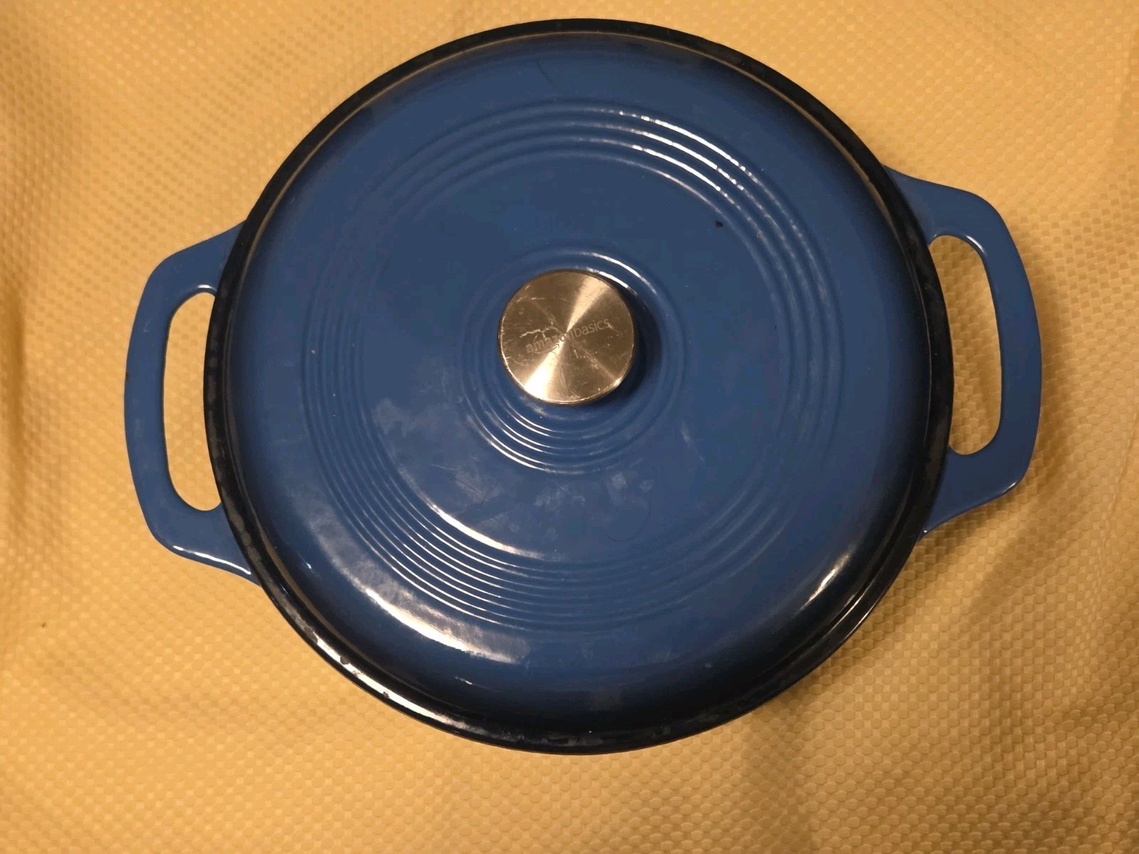Amazon Basics 6 Qt Enameled Cast Iron Pot Dutch Oven Dimple Lid BLUE Excel Cond