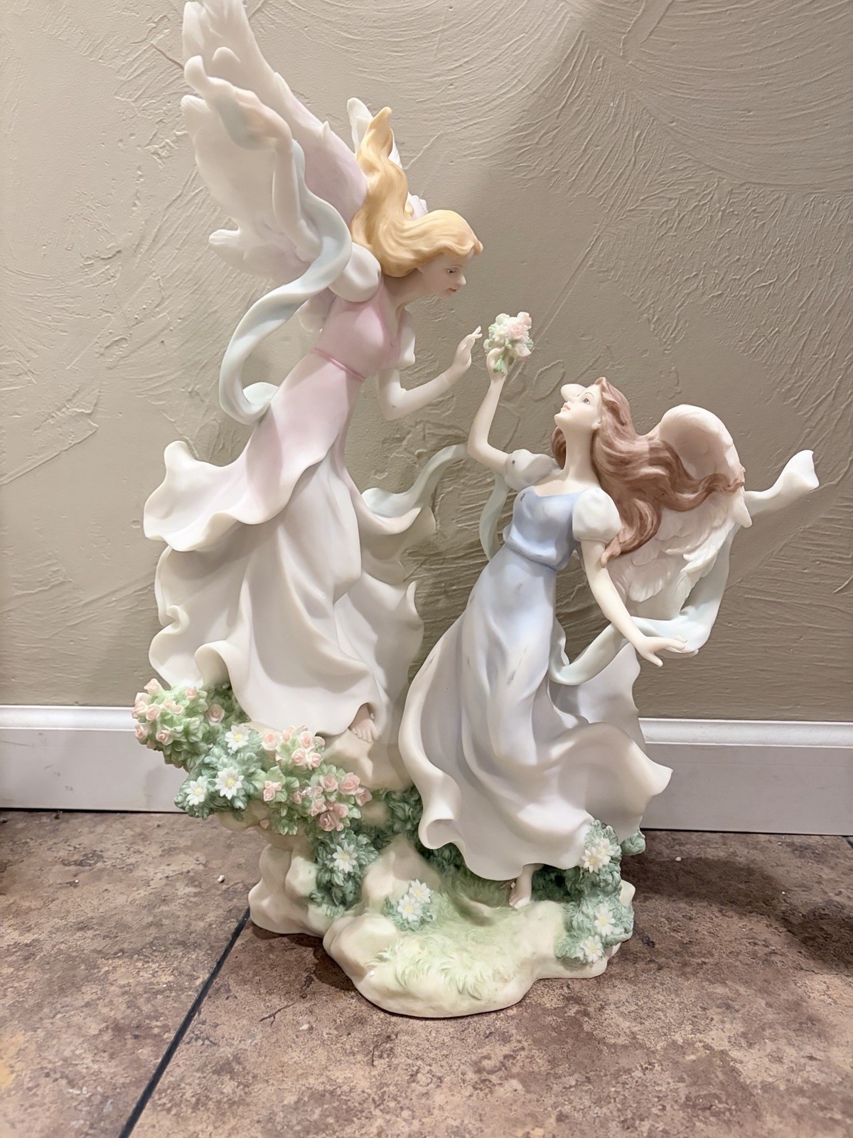 Seraphim Classics Friendship is a Gift From Above #70204 #77 of 1,000 Signed
