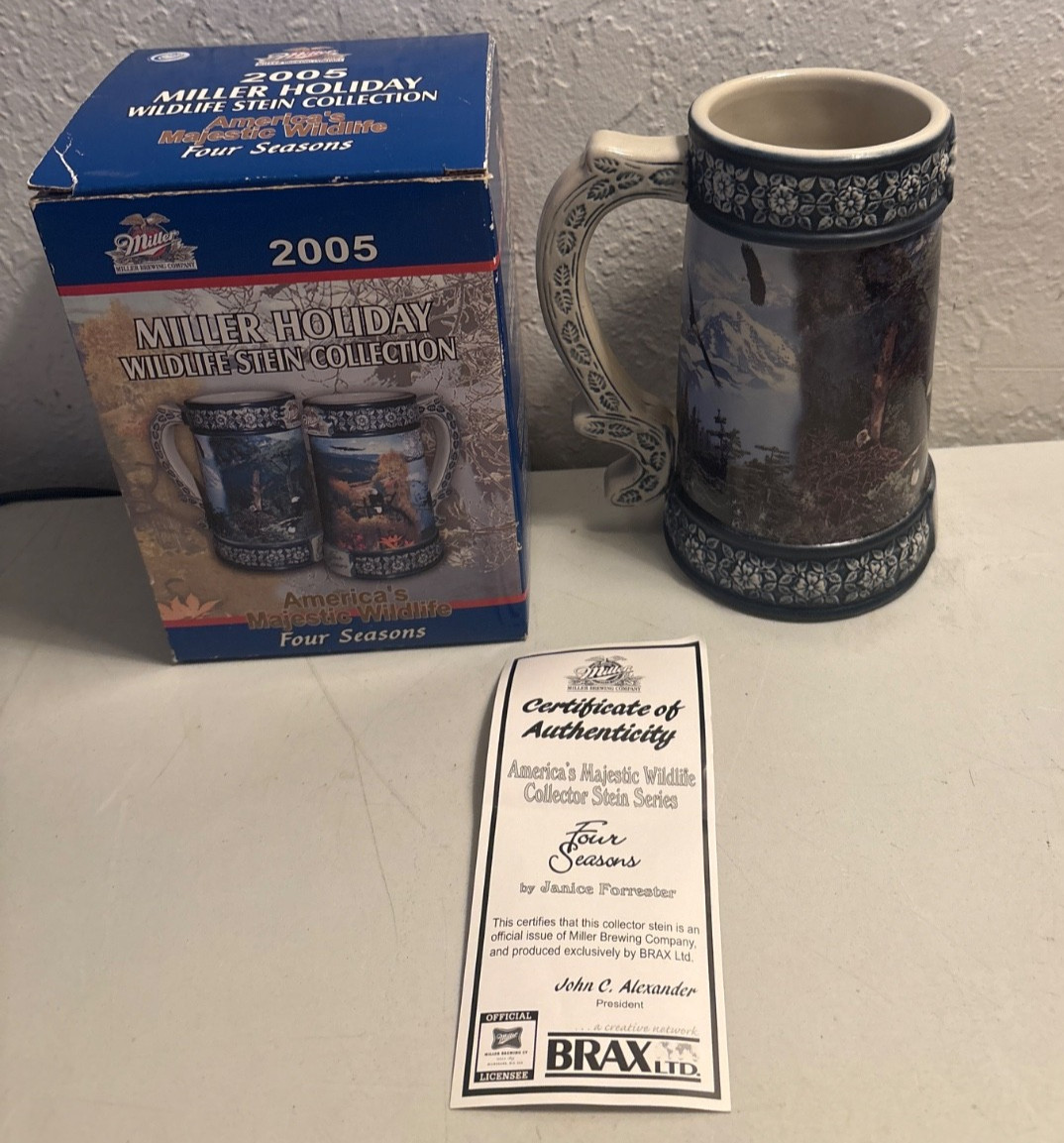 2005 MILLER HOLIDAY BEER STEIN FOUR SEASONS AMERICA\'S MAJESTIC WILDLIFE COA BOX